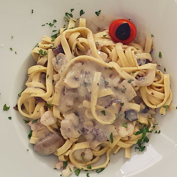 TJESTENINA A' LA 'TARTARO' - Restoran Sokol Nin, pizza, roštilj, obiteljski restoran